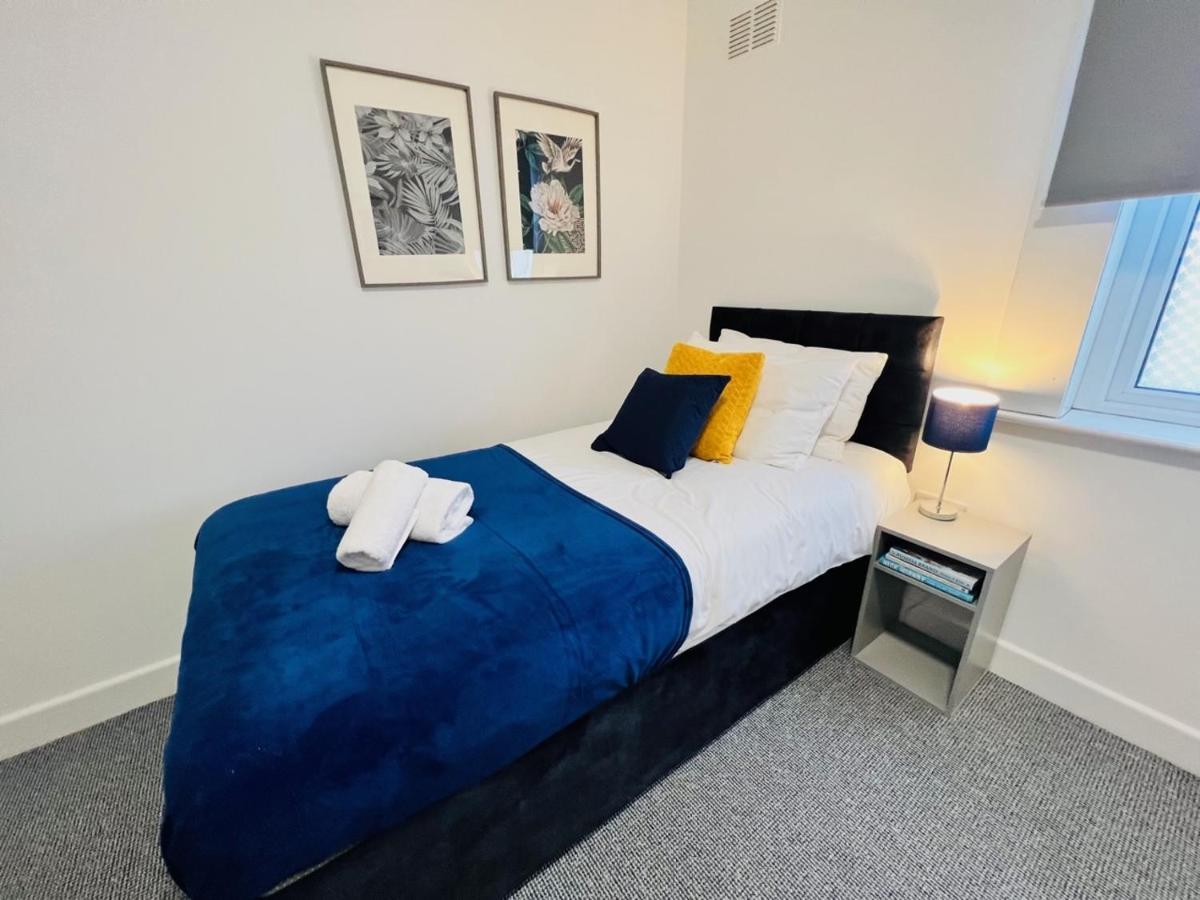 Stay - The Wellington Burton On Trent Екстер'єр фото
